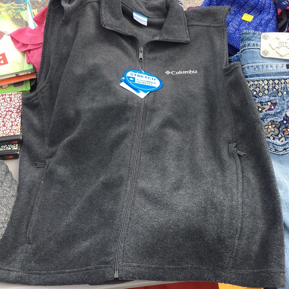 NWT Columbia Vest